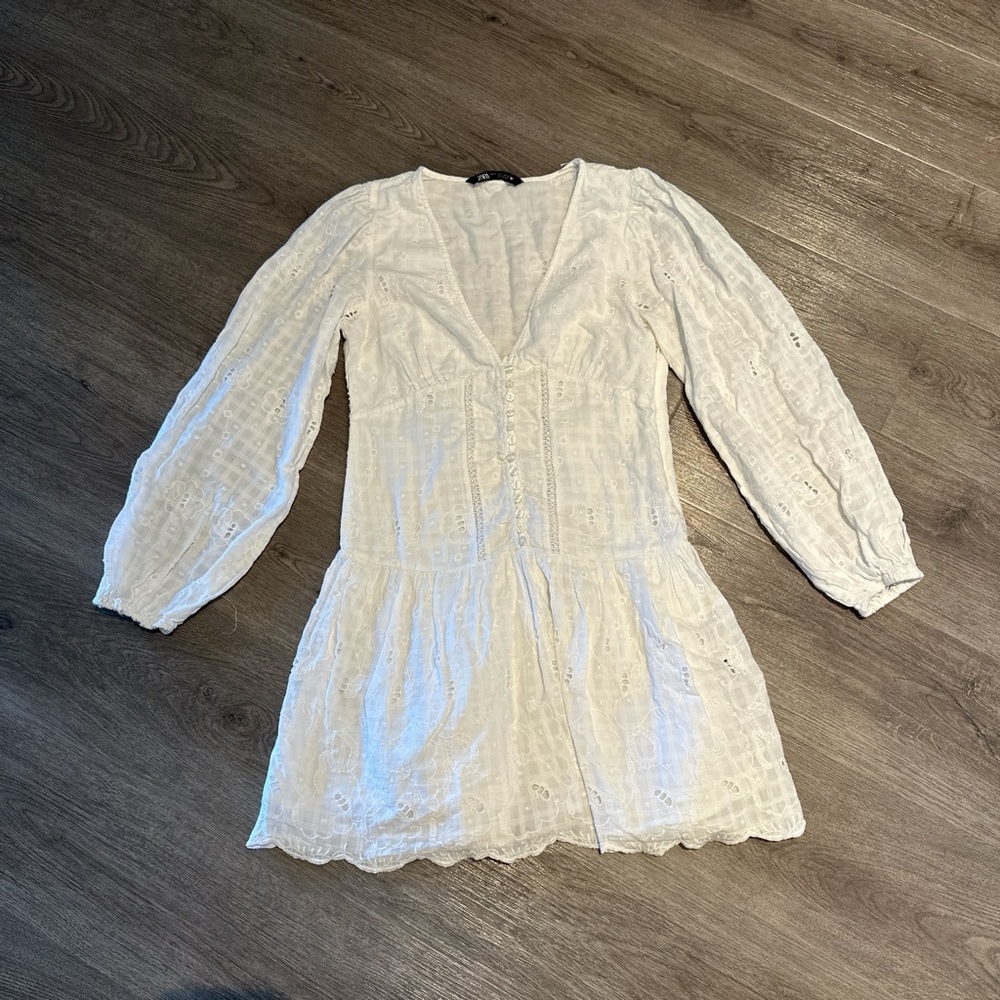 White cottage core long sleeve dress size small by Zara